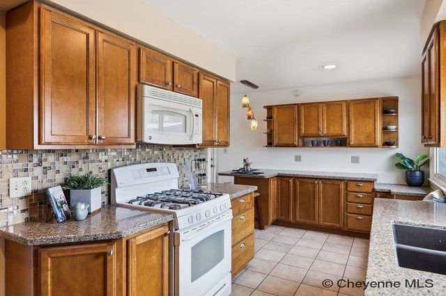 721 SHOSHONI ST, Cheyenne, WY 82009