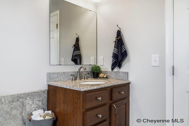 721 SHOSHONI ST, Cheyenne, WY 82009