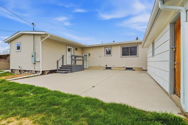 721 SHOSHONI ST, Cheyenne, WY 82009