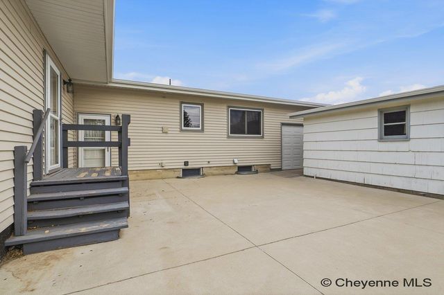 721 SHOSHONI ST, Cheyenne, WY 82009