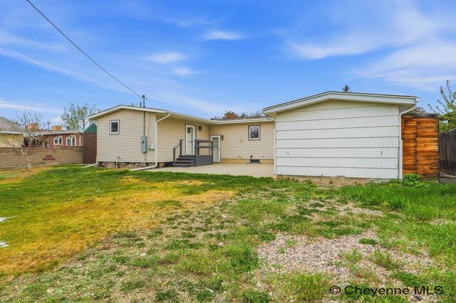 721 SHOSHONI ST, Cheyenne, WY 82009