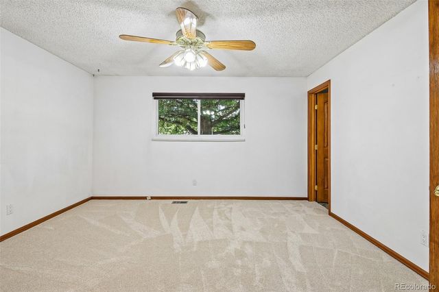 13415 W 73rd Avenue, Arvada, CO 80005