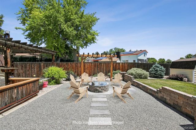 13415 W 73rd Avenue, Arvada, CO 80005
