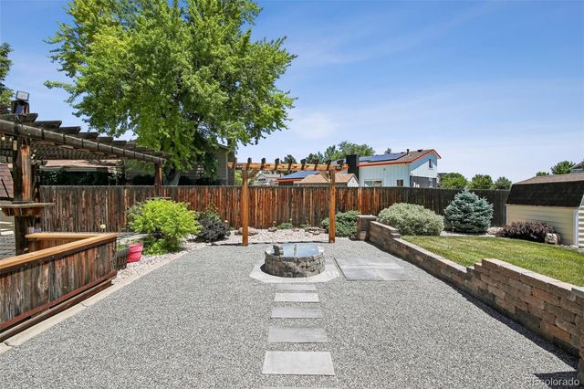 13415 W 73rd Avenue, Arvada, CO 80005