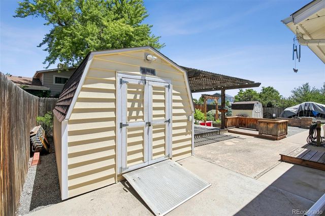13415 W 73rd Avenue, Arvada, CO 80005