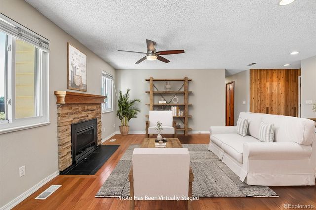 13415 W 73rd Avenue, Arvada, CO 80005