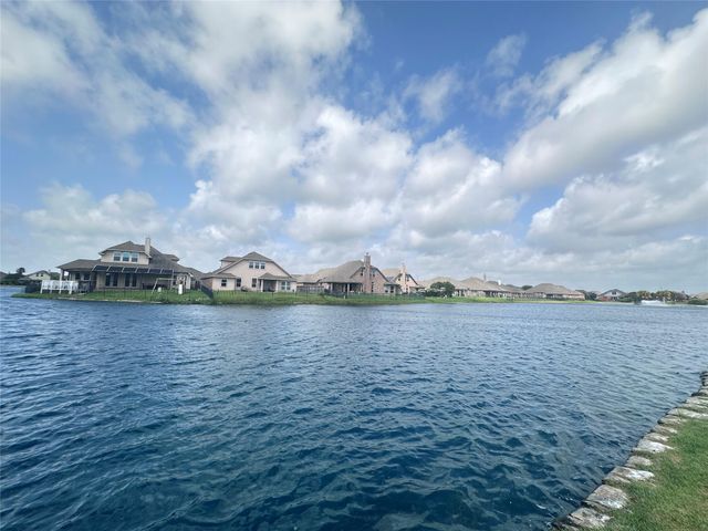 7509 Vaquero Drive, Corpus Christi, TX 78414
