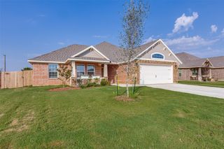 721 Raylan Street, Springtown, TX 76082