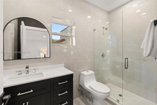 3616 SW 26th St, Miami, FL 33133