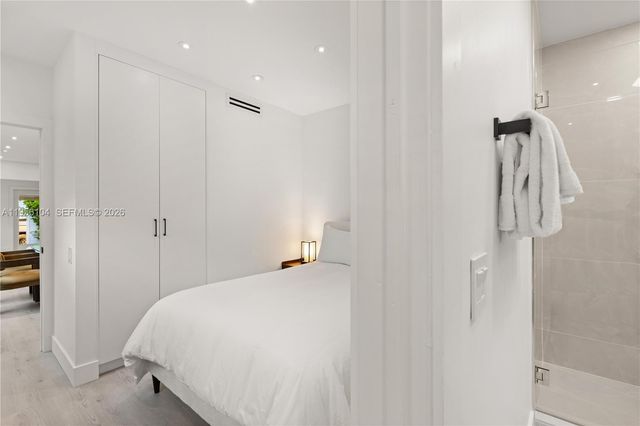 3616 SW 26th St, Miami, FL 33133