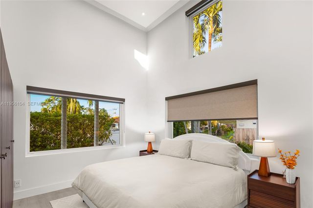 3616 SW 26th St, Miami, FL 33133