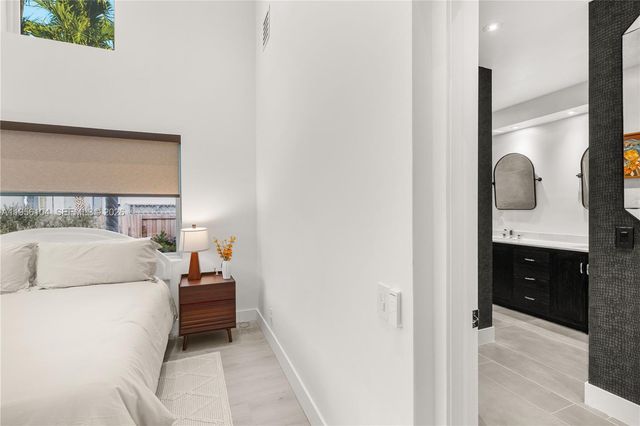 3616 SW 26th St, Miami, FL 33133