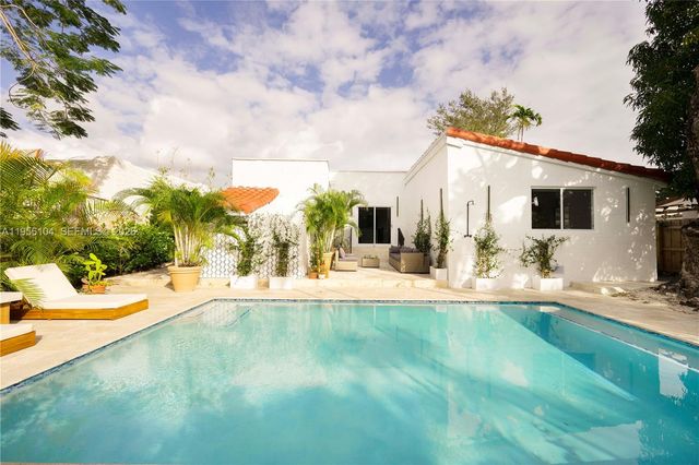 3616 SW 26th St, Miami, FL 33133