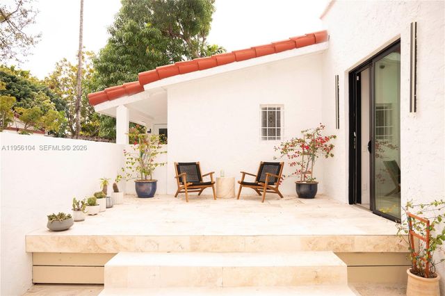 3616 SW 26th St, Miami, FL 33133