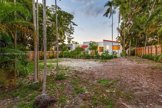 3616 SW 26th St, Miami, FL 33133