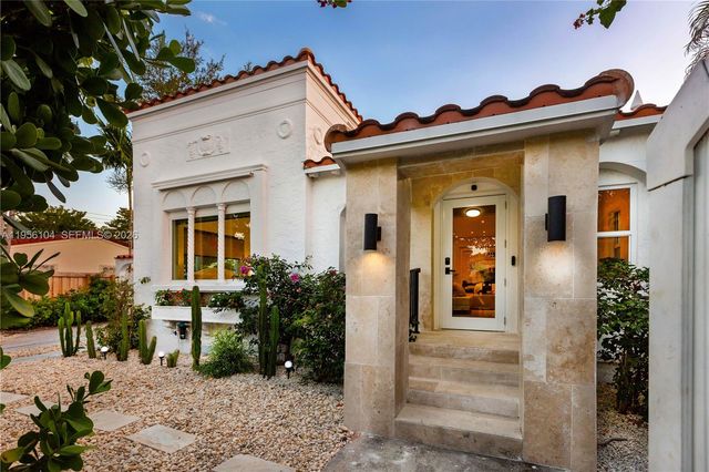 3616 SW 26th St, Miami, FL 33133