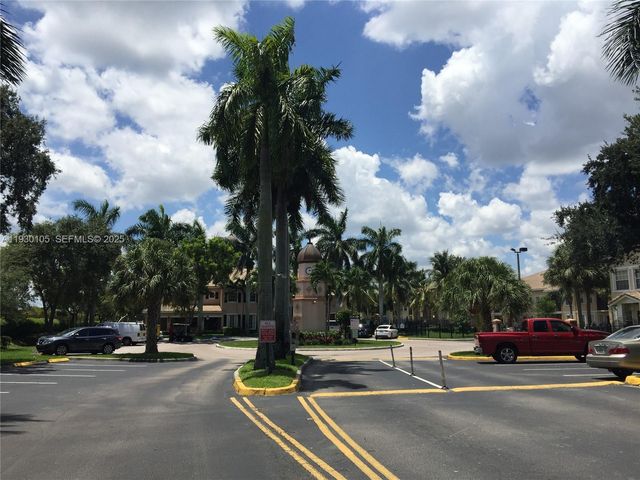 802 Belmont Ln 1, North Lauderdale, FL 33068