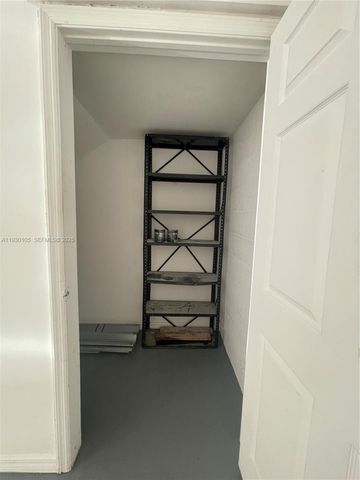 802 Belmont Ln 1, North Lauderdale, FL 33068