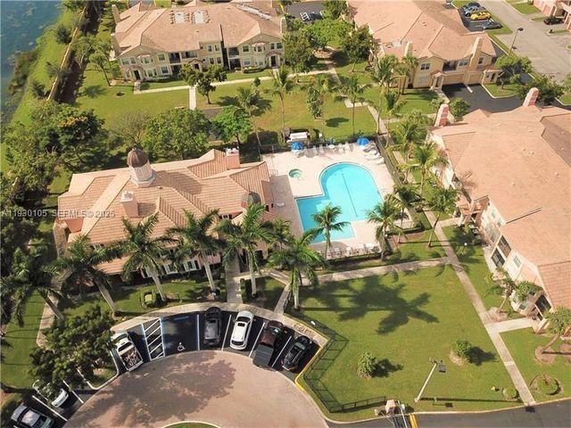 802 Belmont Ln 1, North Lauderdale, FL 33068