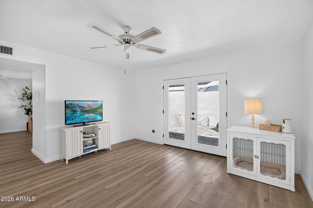 5644 N 12TH Street, Phoenix, AZ 85014