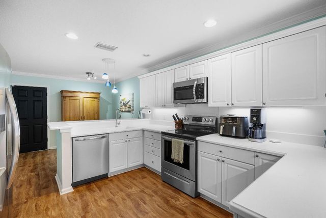 463 Coral Cove Drive, Juno Beach, FL 33408