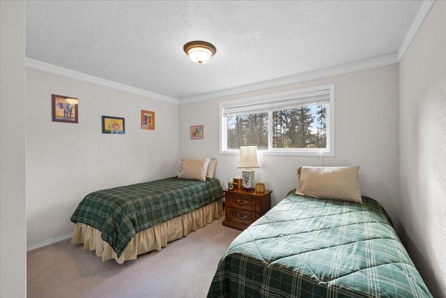 324 China Gulch Road, Jacksonville, OR 97530