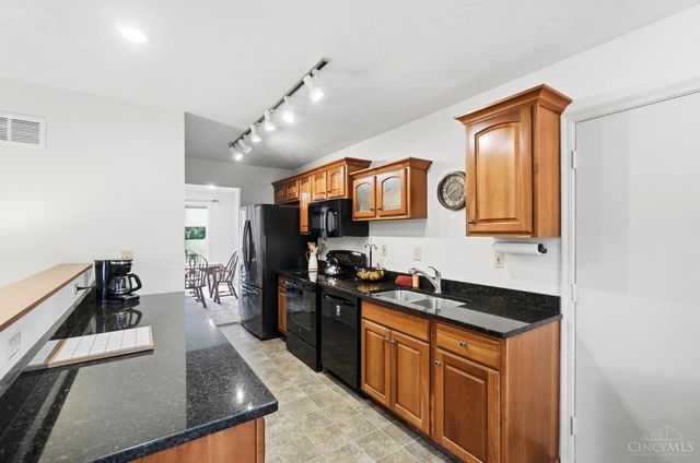 1460 Ebenezer Road, Green Twp, OH 45233