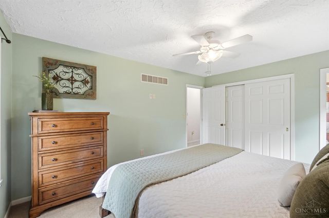 1460 Ebenezer Road, Green Twp, OH 45233