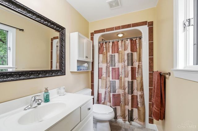 1460 Ebenezer Road, Green Twp, OH 45233
