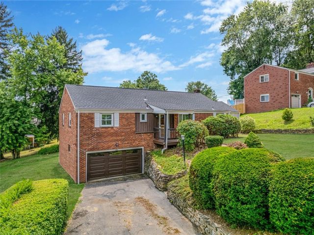 132 Sylvania Dr, South Park, PA 15236