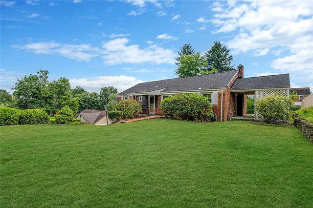 132 Sylvania Dr, South Park, PA 15236