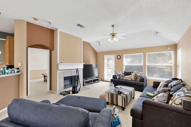 4641 Springway Lane, Fort Worth, TX 76123