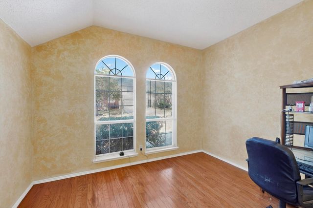 4641 Springway Lane, Fort Worth, TX 76123