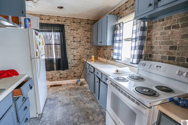 2801 Cornell Street, Paducah, KY 42003