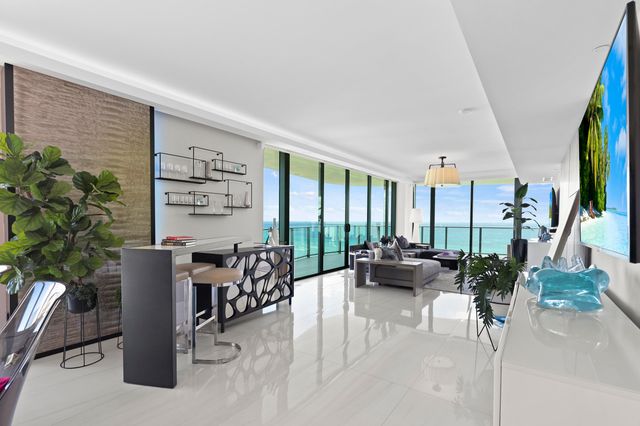 730 N Ocean Boulevard, Pompano Beach, FL 33062