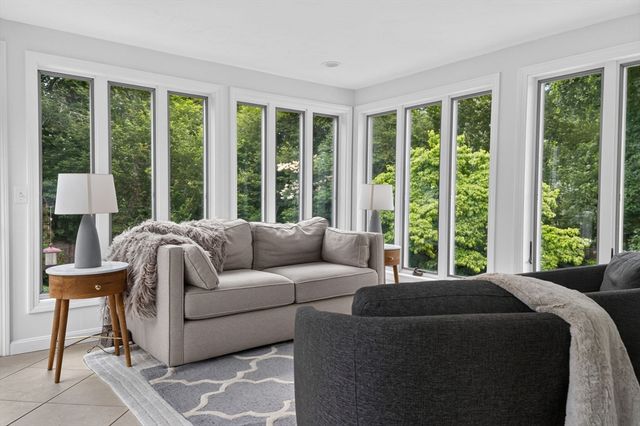29 Brook Street, Wellesley, MA 02482