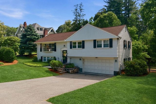 29 Brook Street, Wellesley, MA 02482