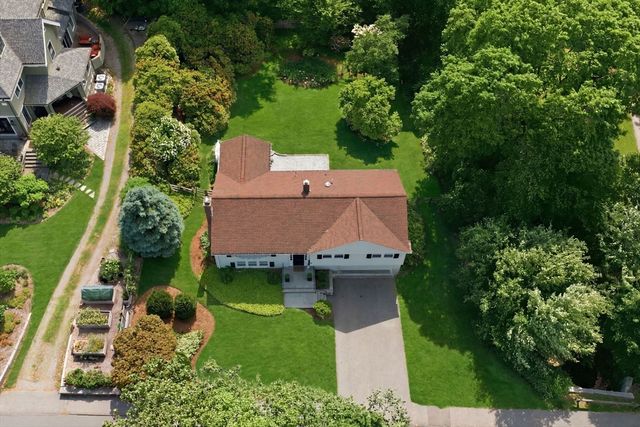29 Brook Street, Wellesley, MA 02482