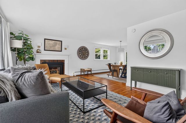 29 Brook Street, Wellesley, MA 02482