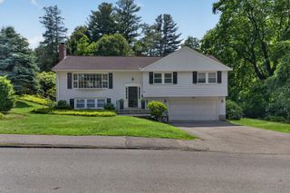 29 Brook Street, Wellesley, MA 02482