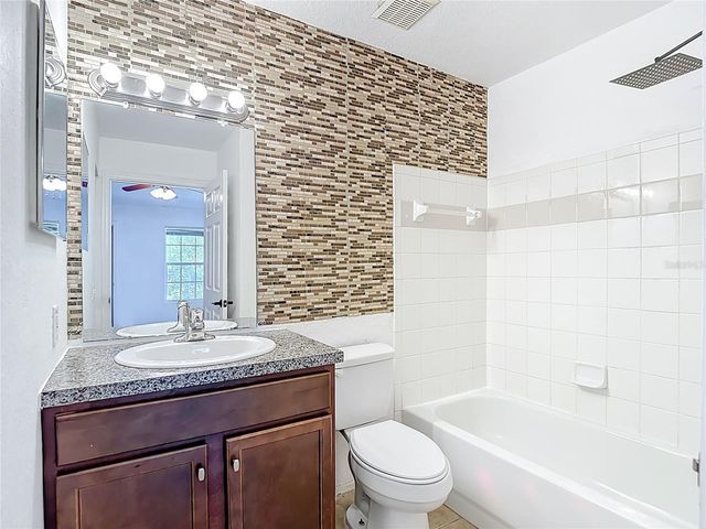 36106 LAKE CHASE BOULEVARD Unit 201, Zephyrhills, FL 33541
