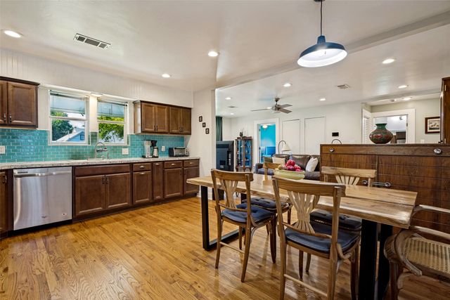 712 Baker Street, Mckinney, TX 75069