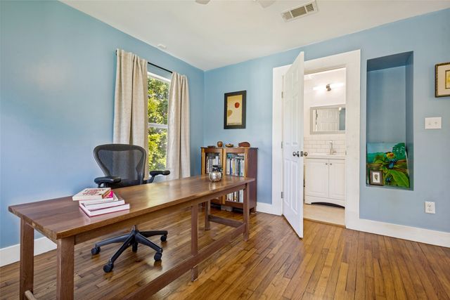 712 Baker Street, Mckinney, TX 75069