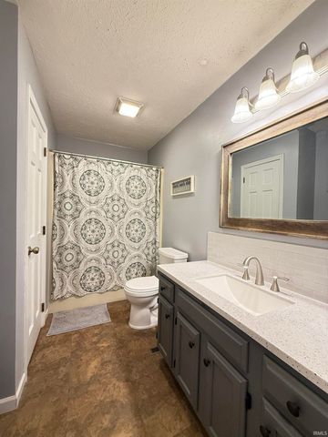 5944 Riceland Drive, Newburgh, IN 47630