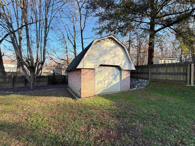 5944 Riceland Drive, Newburgh, IN 47630