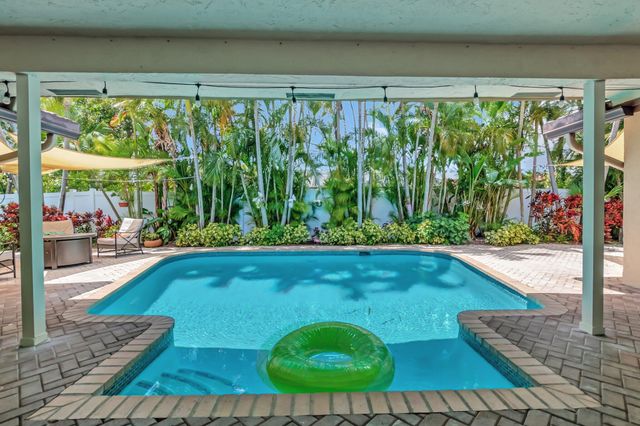 22740 Bella Rita Circle, Boca Raton, FL 33433