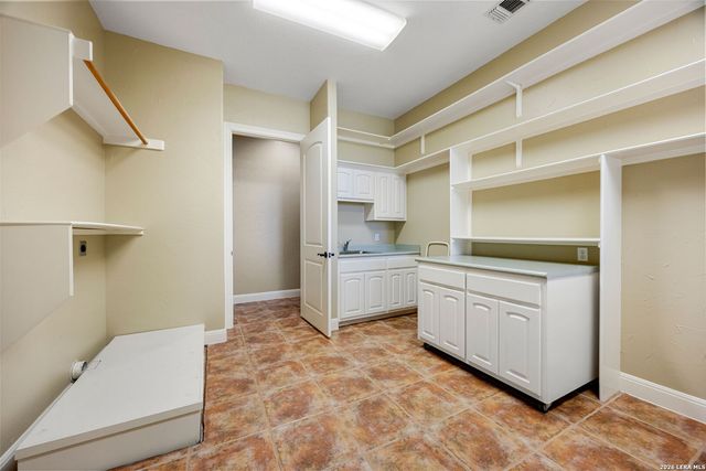 265 FOSSIL HILLS LOOP, Spring Branch, TX 78070