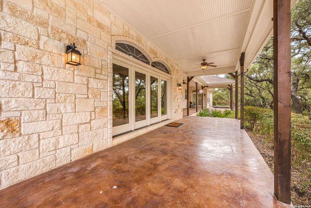 265 FOSSIL HILLS LOOP, Spring Branch, TX 78070
