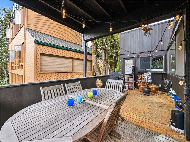 2028 34th Avenue S, Seattle, WA 98144