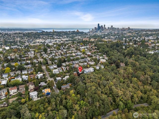 2028 34th Avenue S, Seattle, WA 98144